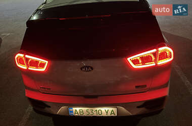 Позашляховик / Кросовер Kia Niro 2019 в 