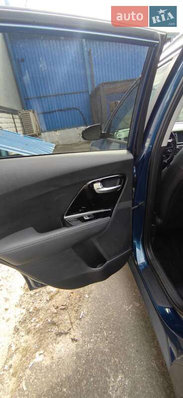 Внедорожник / Кроссовер Kia Niro 2017 в Киеве фото 21 Внедорожник / Кроссовер Kia Niro 2017 в Киеве