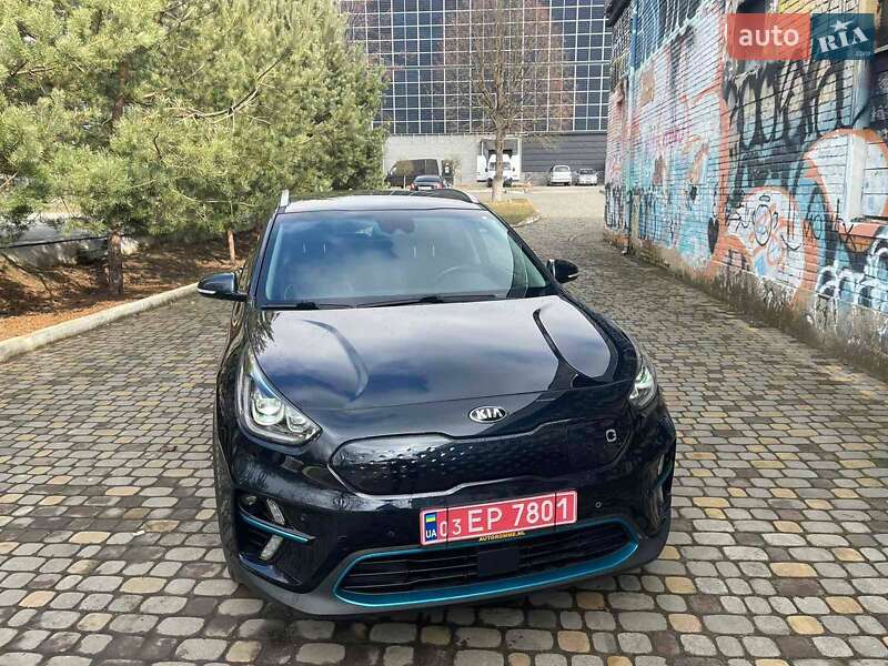 Внедорожник / Кроссовер Kia Niro 2019 в 