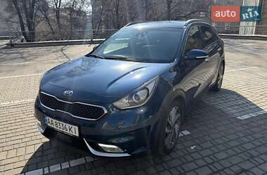 Позашляховик / Кросовер Kia Niro 2017 в Києві