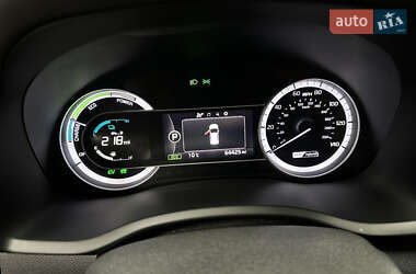 Внедорожник / Кроссовер Kia Niro 2019 в 