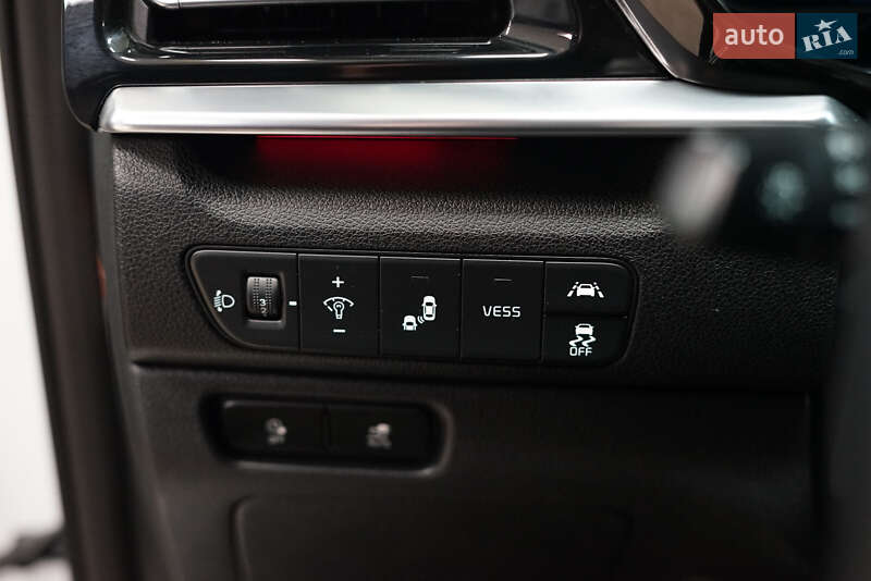 Позашляховик / Кросовер Kia Niro 2021 в Києві фото 16 Позашляховик / Кросовер Kia Niro 2021 в Києві