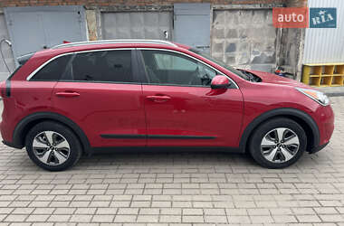 Внедорожник / Кроссовер Kia Niro 2018 в Ровно