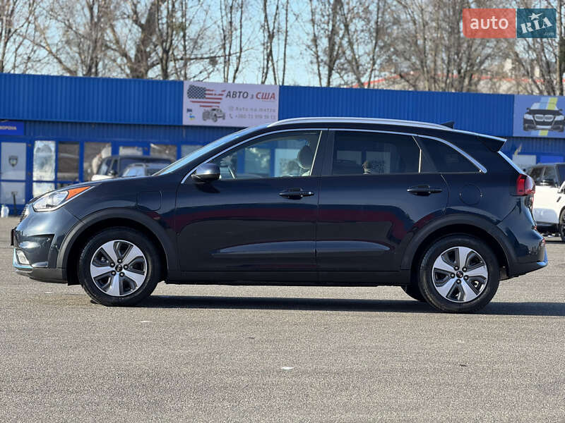 Внедорожник / Кроссовер Kia Niro 2018 в Киеве