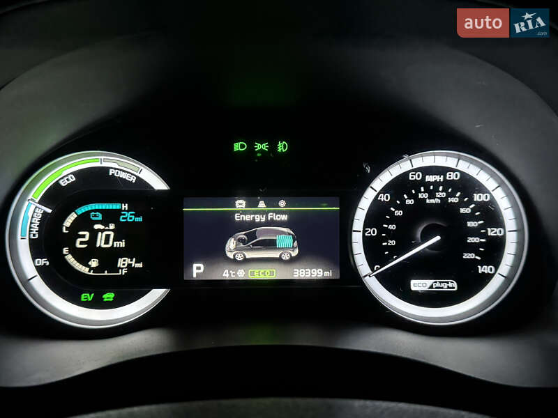 Внедорожник / Кроссовер Kia Niro 2018 в Киеве