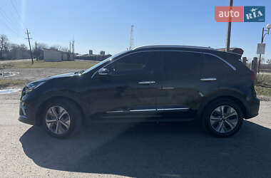 Внедорожник / Кроссовер Kia Niro 2018 в 