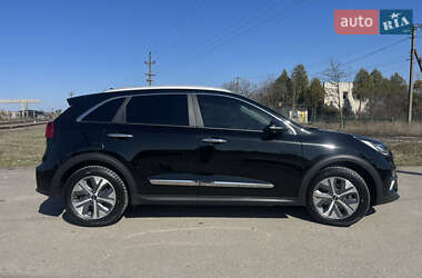 Внедорожник / Кроссовер Kia Niro 2018 в 