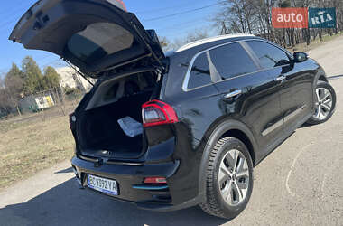 Внедорожник / Кроссовер Kia Niro 2018 в 