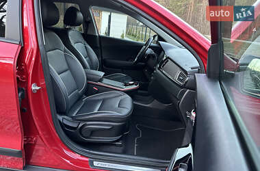 Внедорожник / Кроссовер Kia Niro 2019 в 