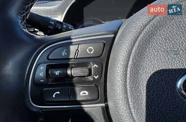 Внедорожник / Кроссовер Kia Niro 2019 в 