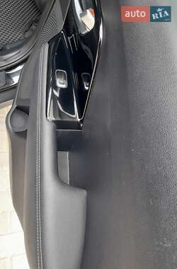 Внедорожник / Кроссовер Kia Niro 2022 в 