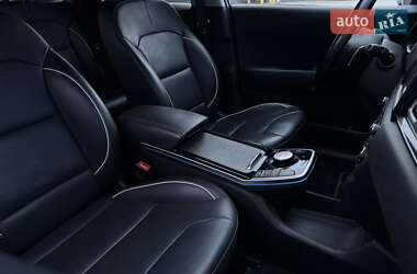 Внедорожник / Кроссовер Kia Niro 2019 в 