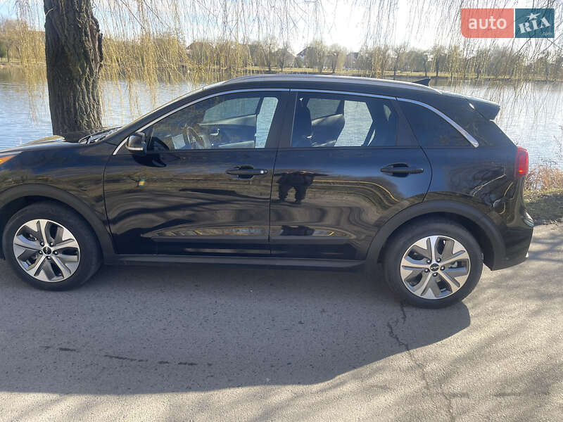 Внедорожник / Кроссовер Kia Niro 2021 в Ровно