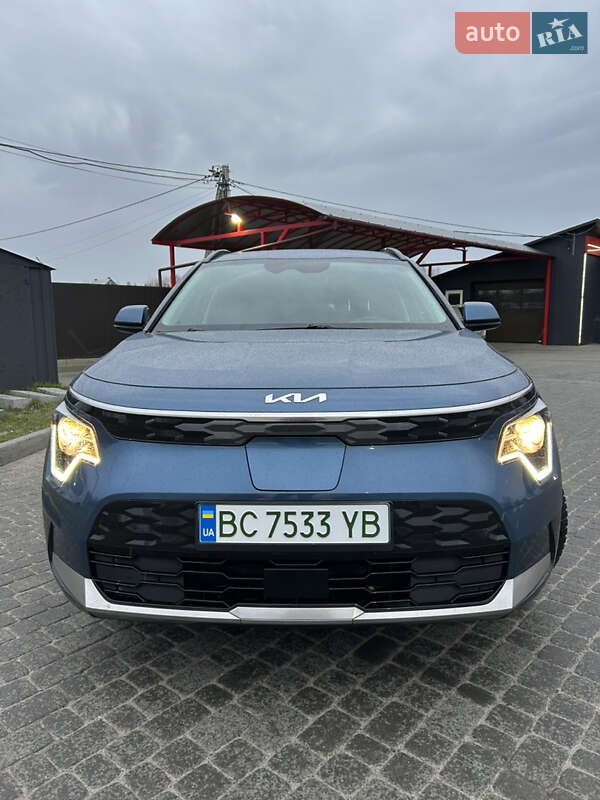 Внедорожник / Кроссовер Kia Niro 2023 в Новояворовске