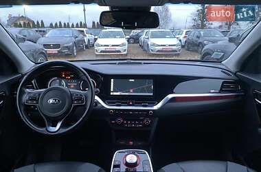 Позашляховик / Кросовер Kia Niro 2020 в 