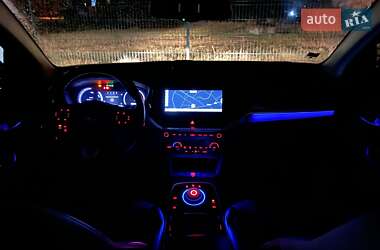 Позашляховик / Кросовер Kia Niro 2020 в 