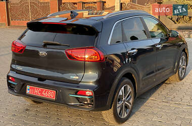 Внедорожник / Кроссовер Kia Niro 2021 в 
