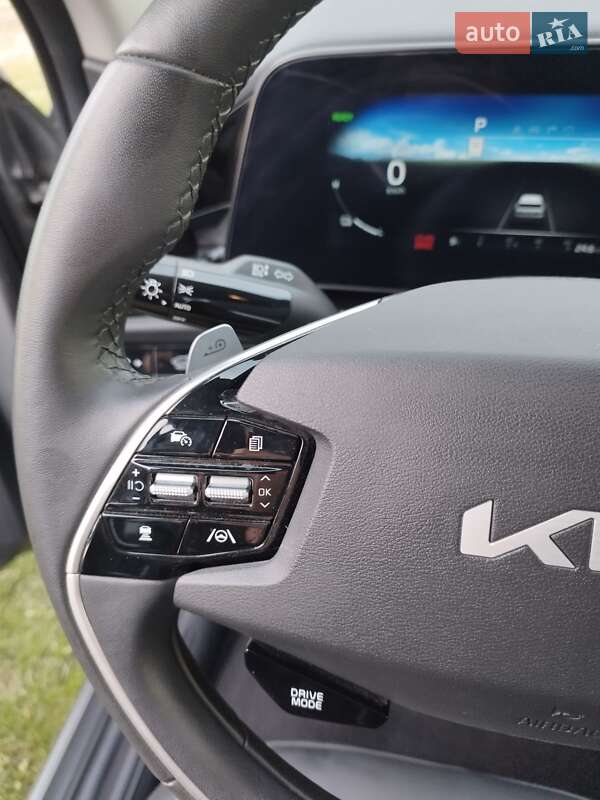 Позашляховик / Кросовер Kia Niro 2023 в Долині