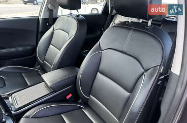 Внедорожник / Кроссовер Kia Niro 2020 в 