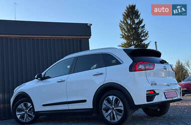 Позашляховик / Кросовер Kia Niro 2019 в 