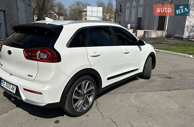 Внедорожник / Кроссовер Kia Niro 2018 в 