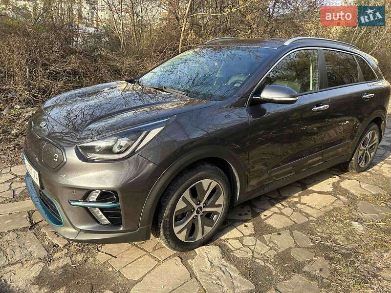 Позашляховик / Кросовер Kia Niro 2020 в Тернополі