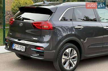 Внедорожник / Кроссовер Kia Niro 2021 в 