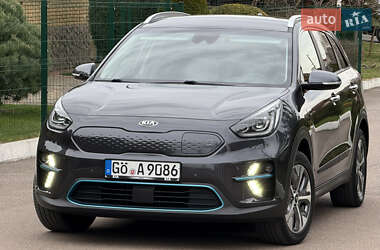 Внедорожник / Кроссовер Kia Niro 2021 в 