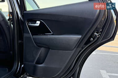 Внедорожник / Кроссовер Kia Niro 2019 в 