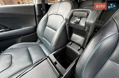 Внедорожник / Кроссовер Kia Niro 2019 в 