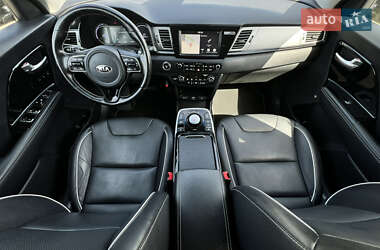 Позашляховик / Кросовер Kia Niro 2019 в 