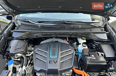 Внедорожник / Кроссовер Kia Niro 2019 в 