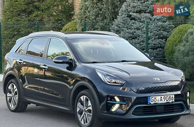 Внедорожник / Кроссовер Kia Niro 2021 в 
