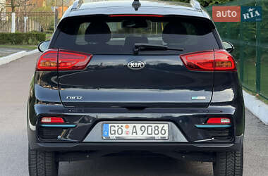 Внедорожник / Кроссовер Kia Niro 2021 в 