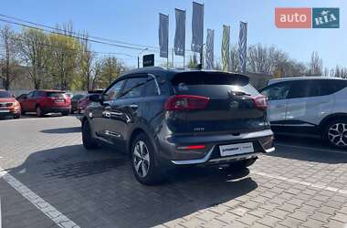 Внедорожник / Кроссовер Kia Niro 2016 в 