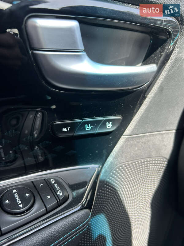 Внедорожник / Кроссовер Kia Niro 2019 в Подгайцах