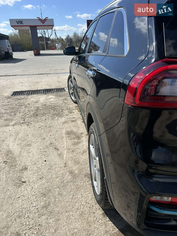Внедорожник / Кроссовер Kia Niro 2019 в Подгайцах
