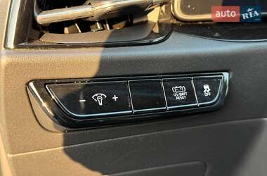 Позашляховик / Кросовер Kia Niro 2022 в 