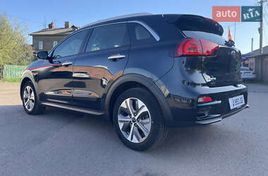 Внедорожник / Кроссовер Kia Niro 2020 в 