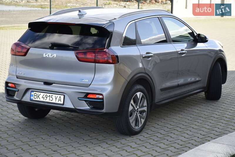 Внедорожник / Кроссовер Kia Niro 2022 в Ровно