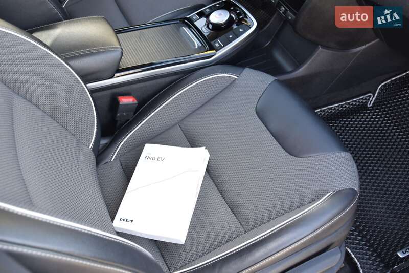 Внедорожник / Кроссовер Kia Niro 2022 в Ровно