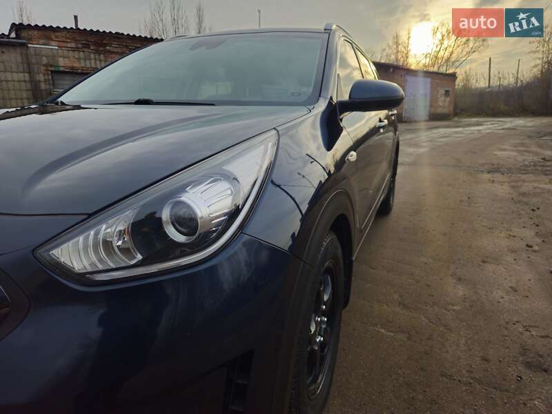 Позашляховик / Кросовер Kia Niro 2016 в Бердичеві
