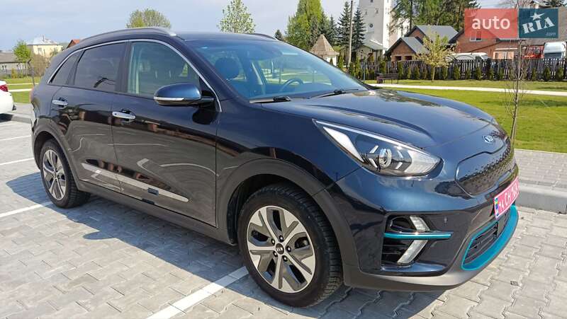 Позашляховик / Кросовер Kia Niro 2020 в Львові