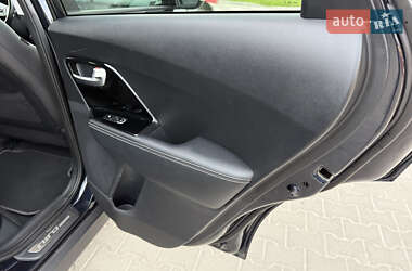 Позашляховик / Кросовер Kia Niro 2020 в 