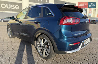 Внедорожник / Кроссовер Kia Niro 2017 в 