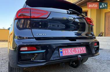 Позашляховик / Кросовер Kia Niro 2021 в 
