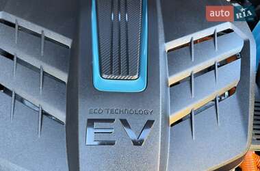 Позашляховик / Кросовер Kia Niro 2021 в 