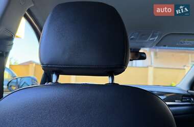 Позашляховик / Кросовер Kia Niro 2021 в 