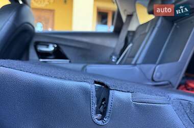 Позашляховик / Кросовер Kia Niro 2021 в 