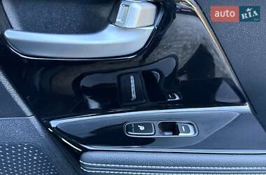 Позашляховик / Кросовер Kia Niro 2021 в 